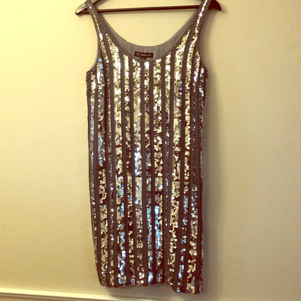 NWT INC SILVER SEQUIN AND SILK DRESS. SIZE 6